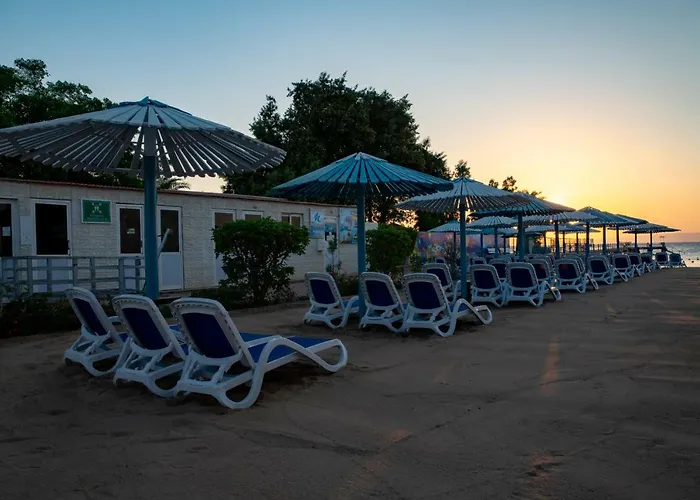 Resort Minamark For Families And Couples Only